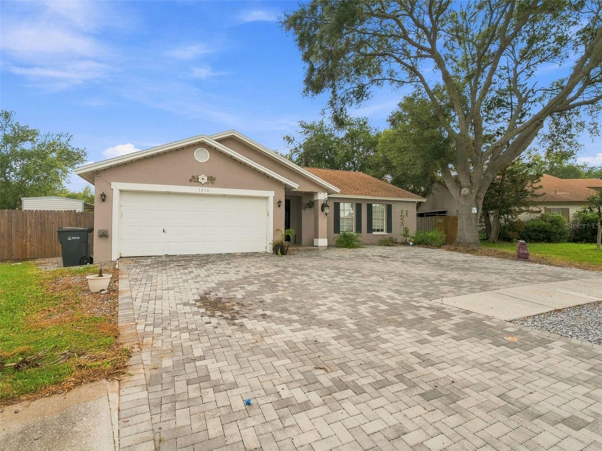 1018 PEACHWOOD DRIVE — photo 5 of 41