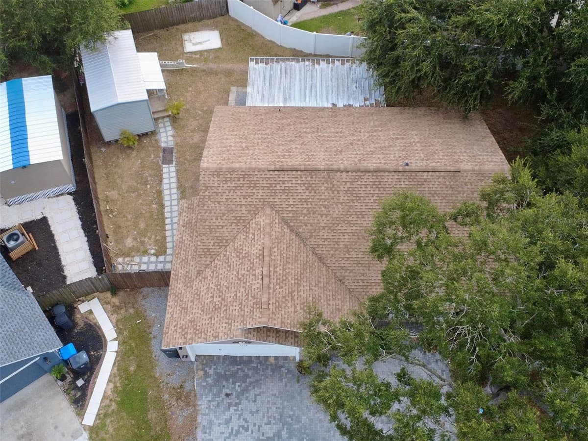 1018 PEACHWOOD DRIVE — photo 35 of 41