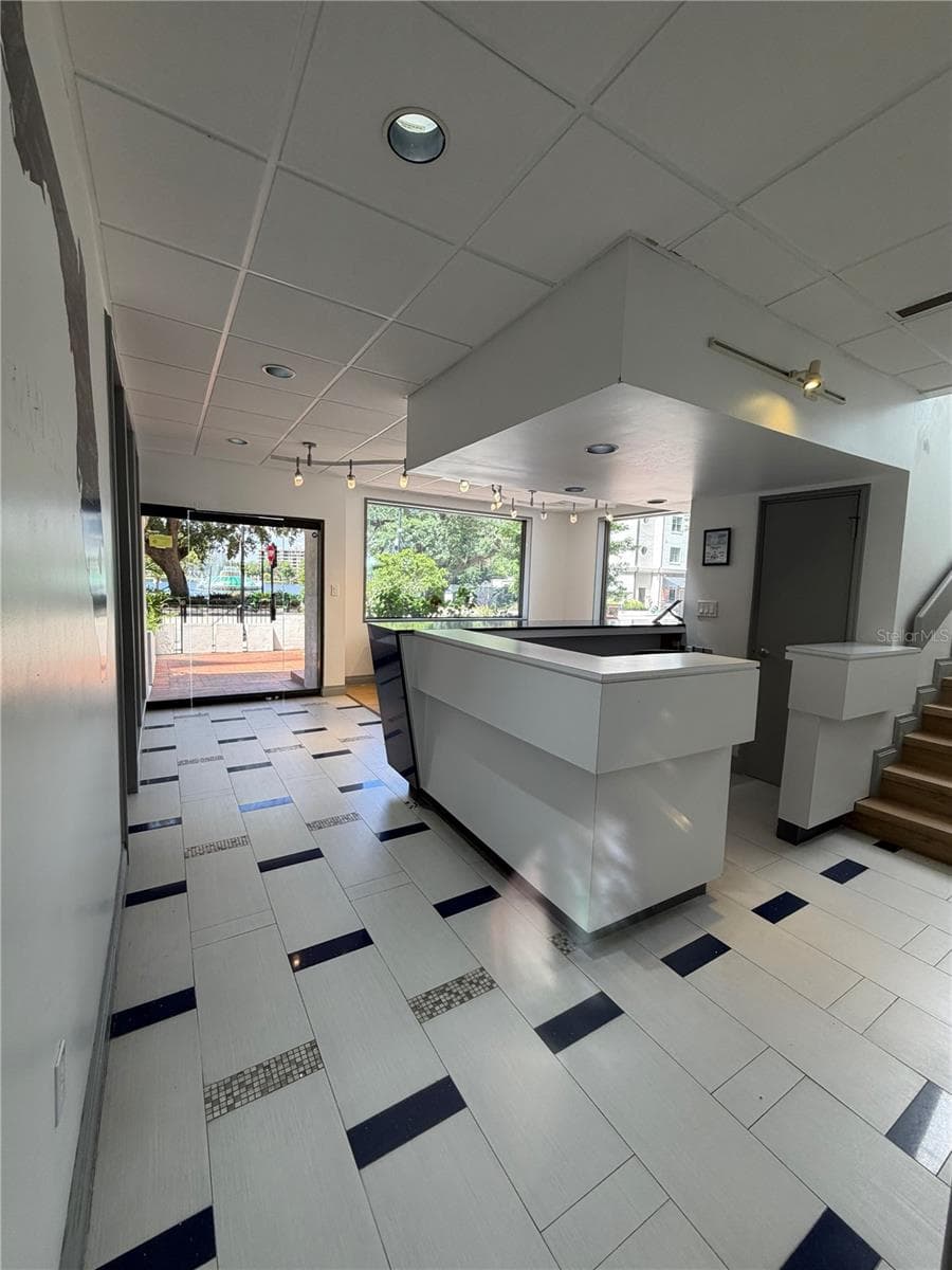 330 CENTRAL BOULEVARD — photo 11 of 33