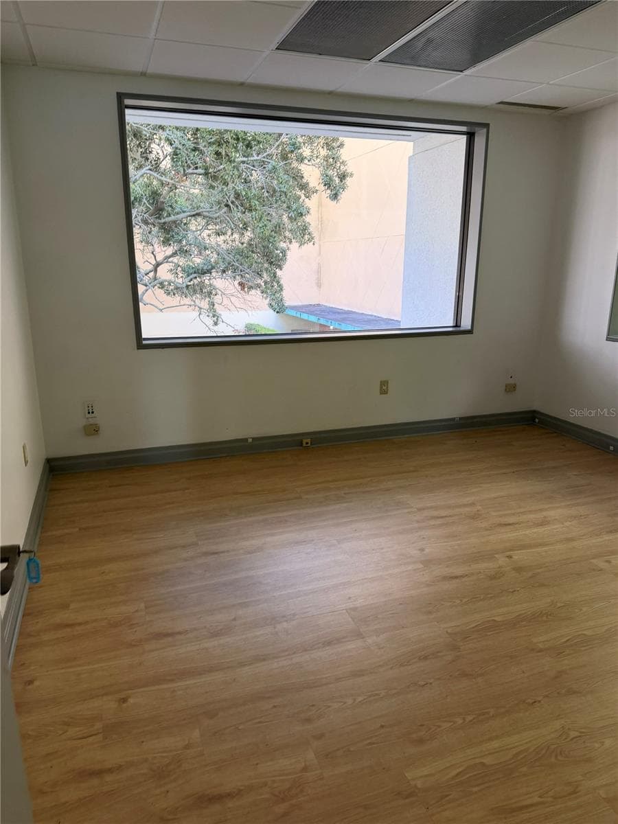 330 CENTRAL BOULEVARD — photo 32 of 33