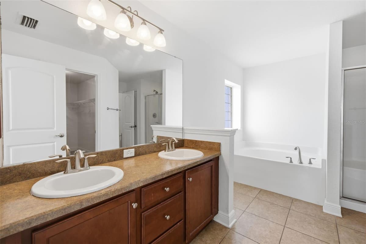 14310 EDINBURGH MOOR DRIVE — photo 16 of 41