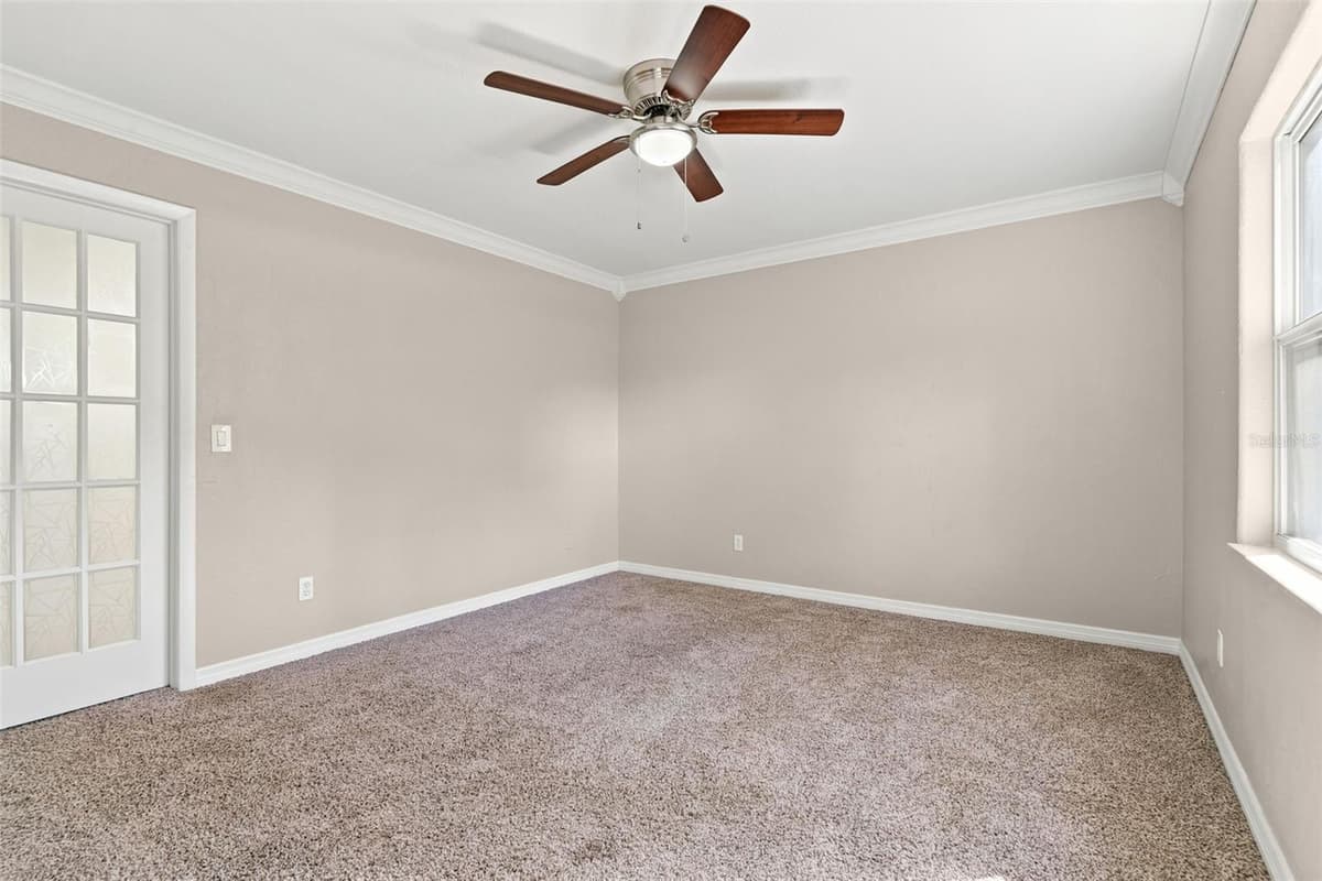 4027 WOODSONG DRIVE — photo 17 of 39