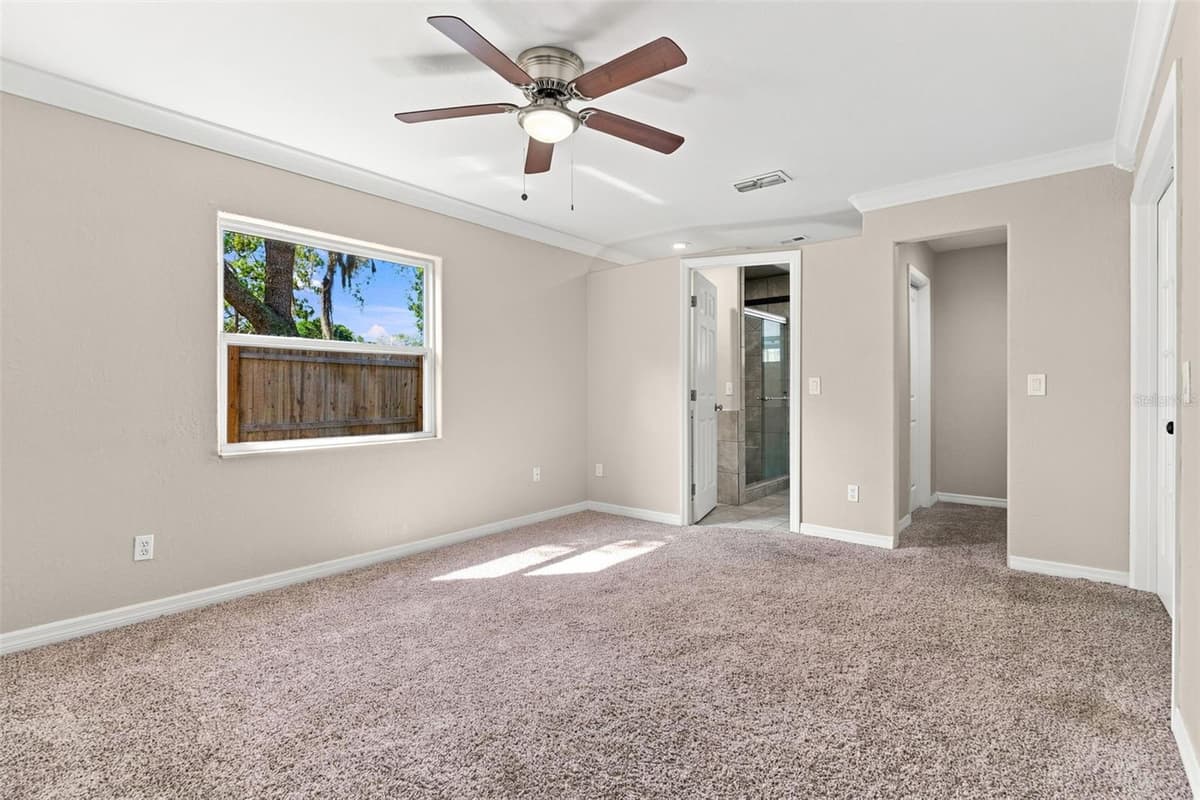 4027 WOODSONG DRIVE — photo 16 of 39