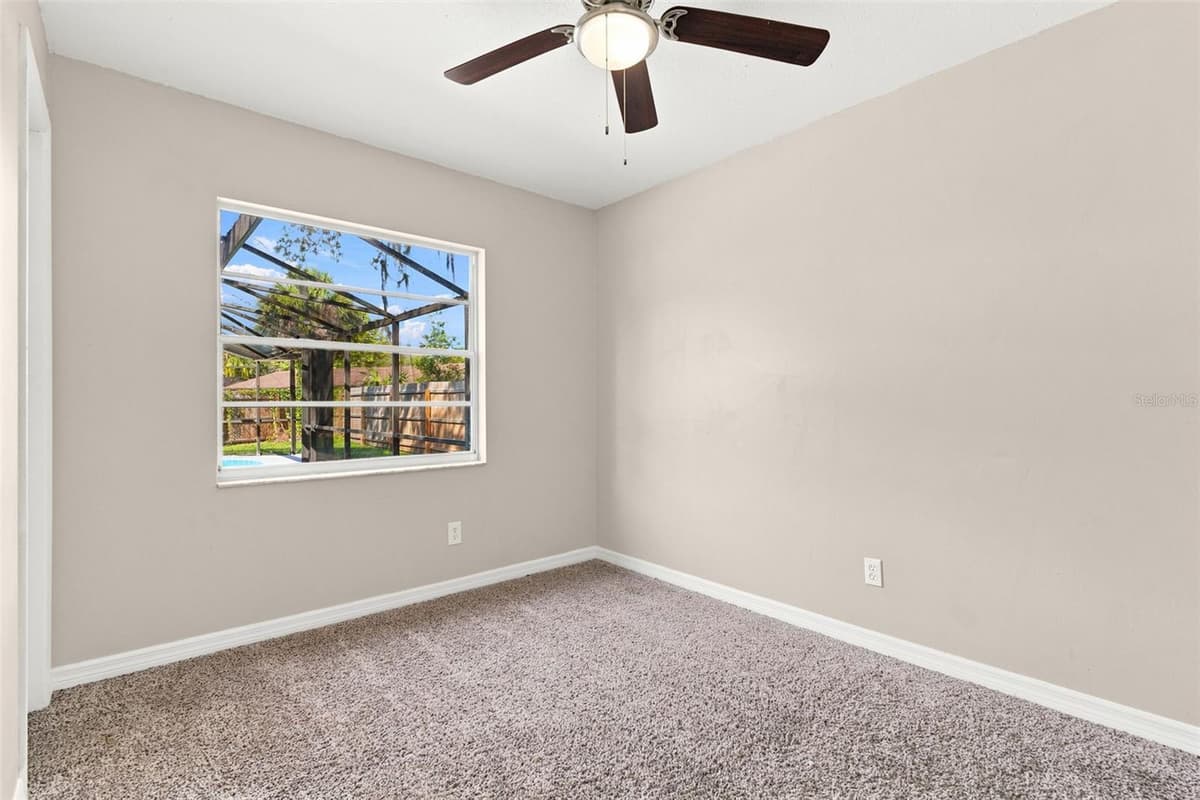 4027 WOODSONG DRIVE — photo 26 of 39