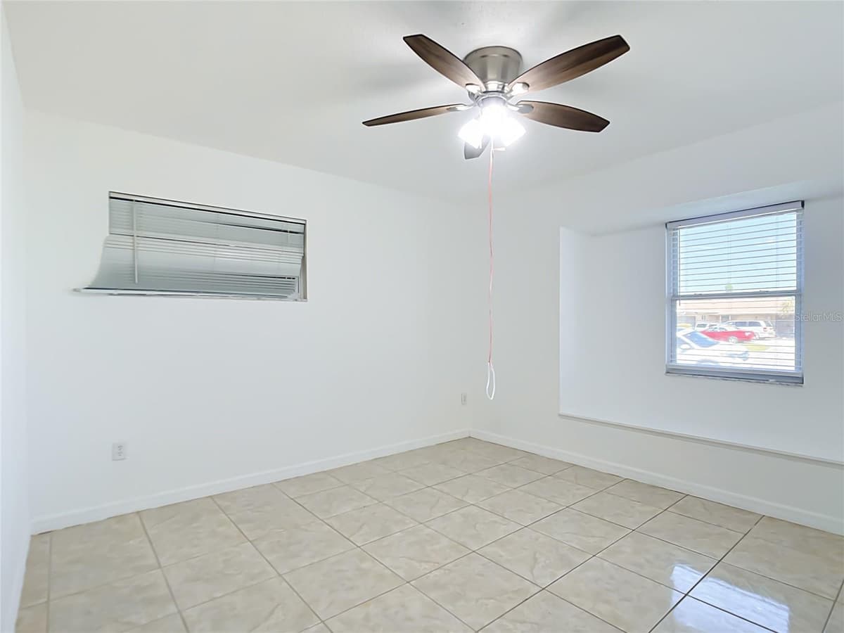 2330 BEACON DRIVE — photo 26 of 44