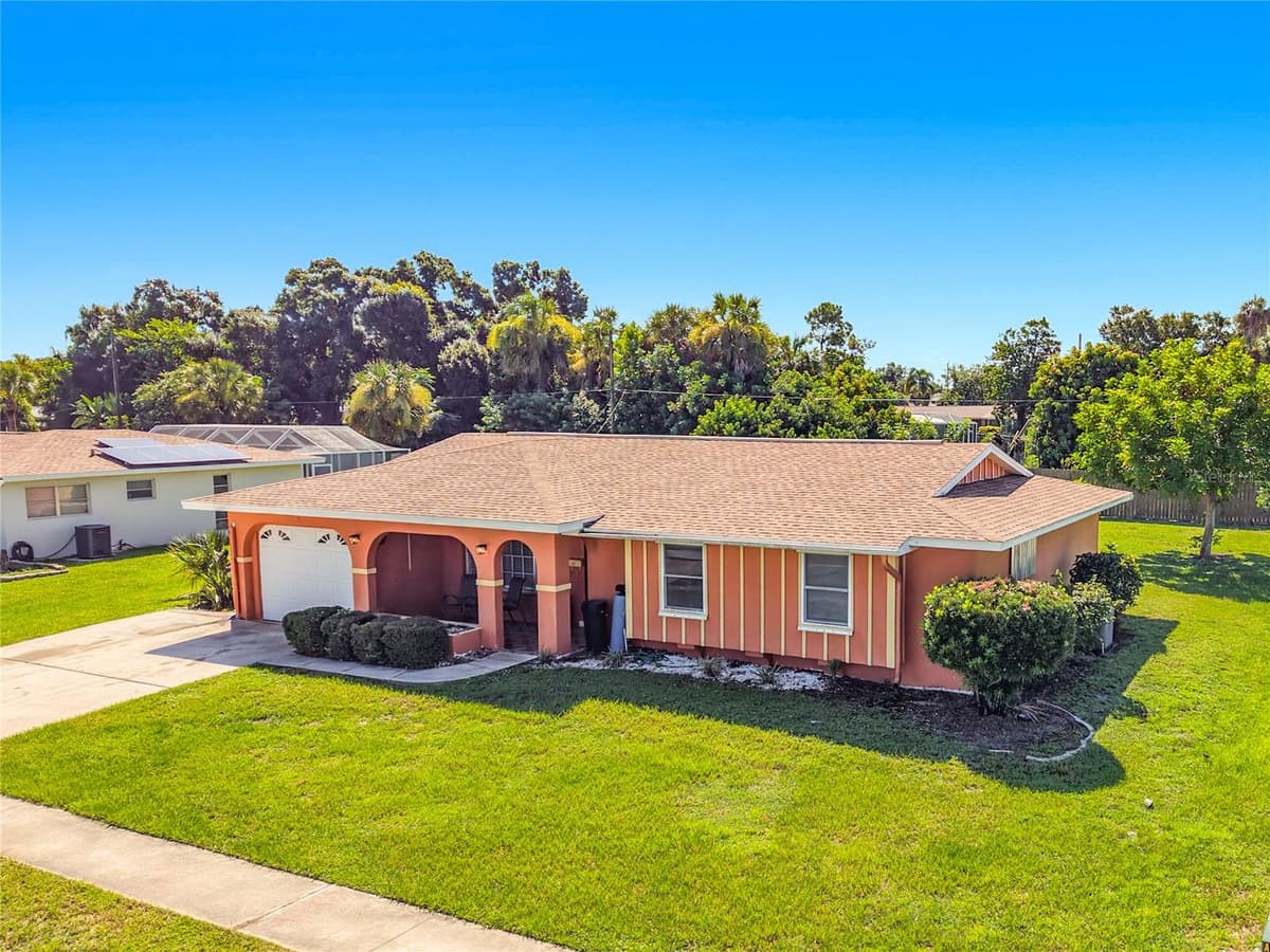 2330 BEACON DRIVE — photo 41 of 44