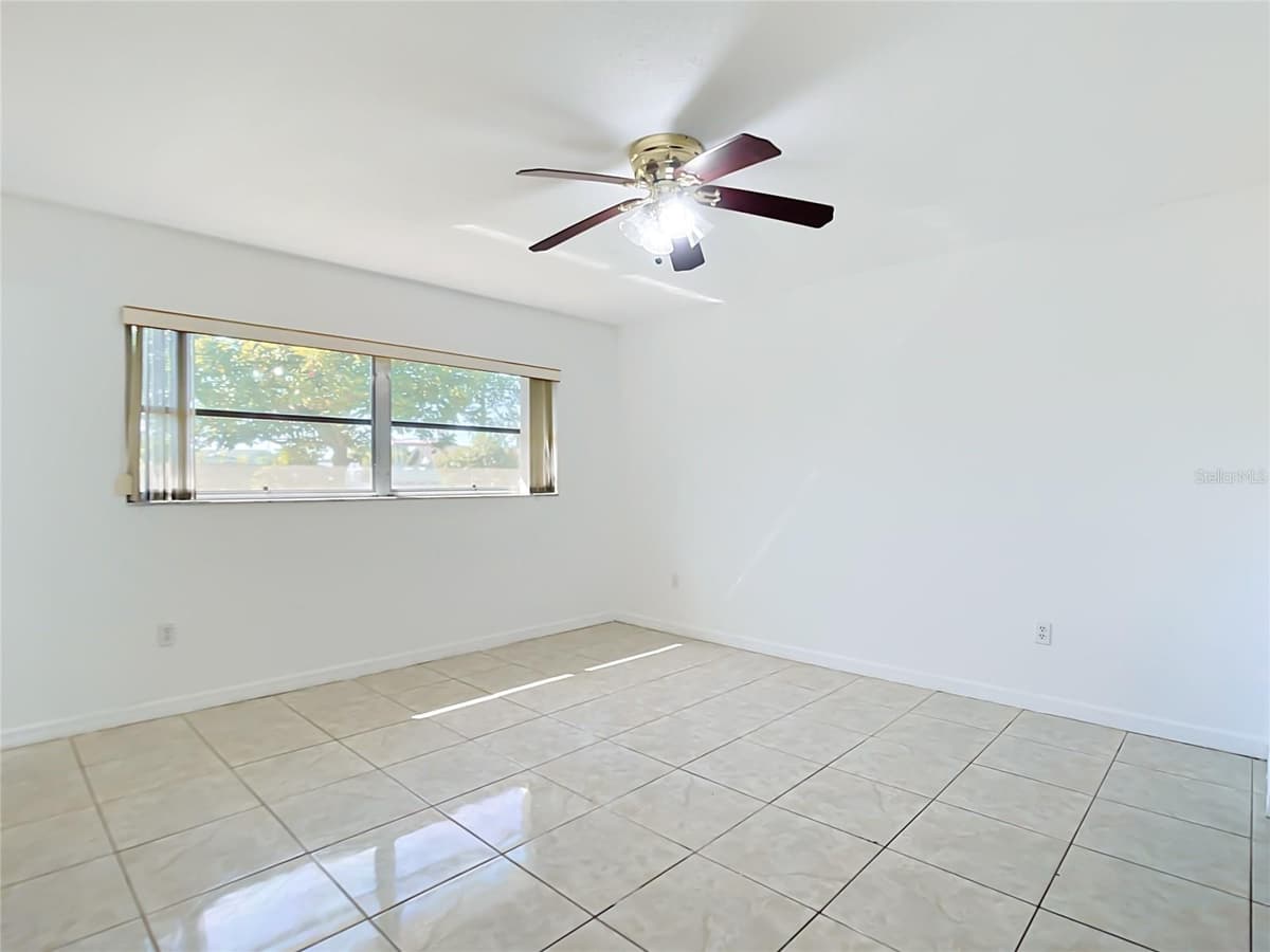 2330 BEACON DRIVE — photo 29 of 44