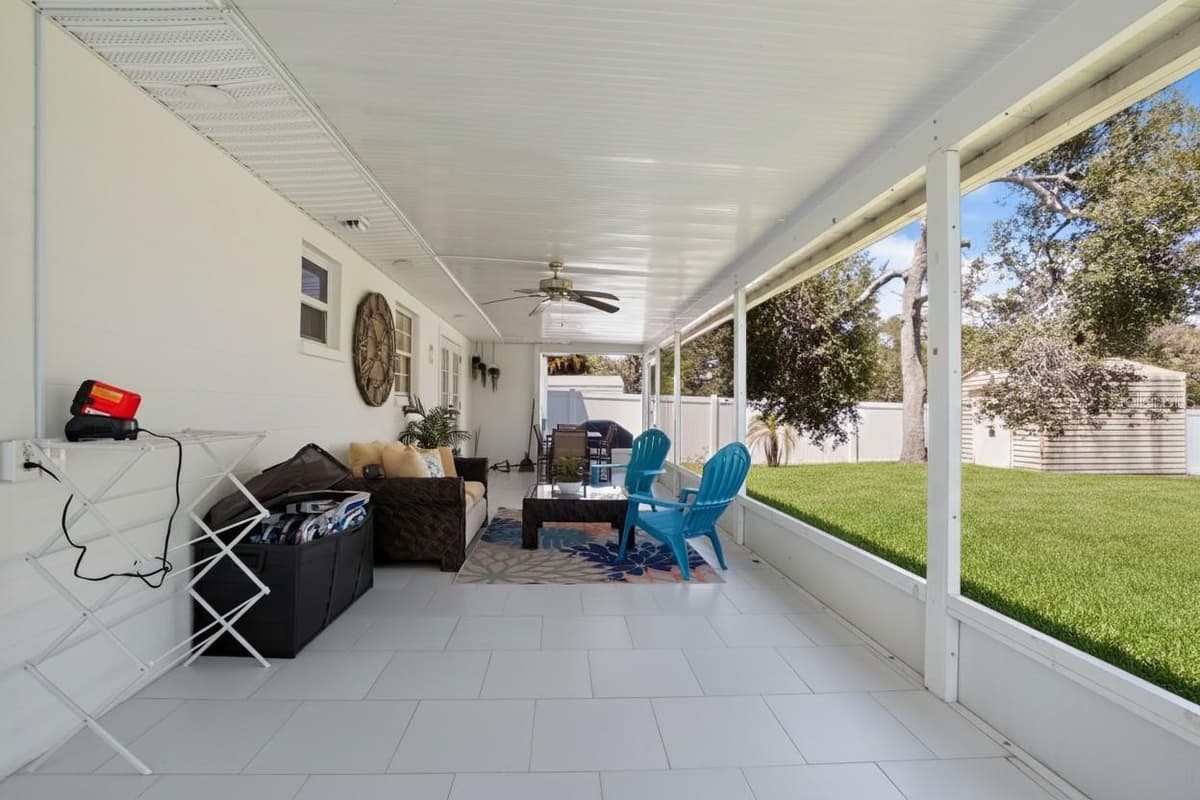 985 LIBERTY STREET — photo 46 of 57