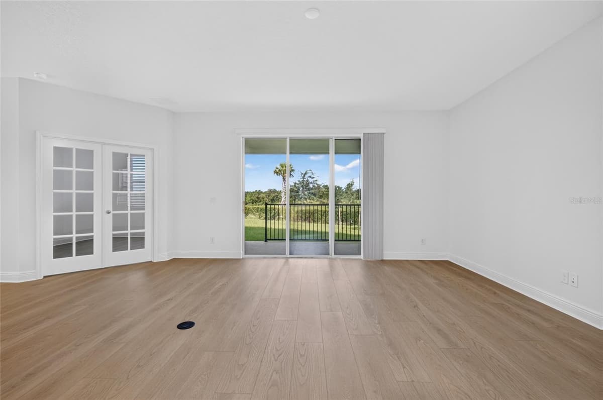 7501 CATANIA LOOP — photo 17 of 59