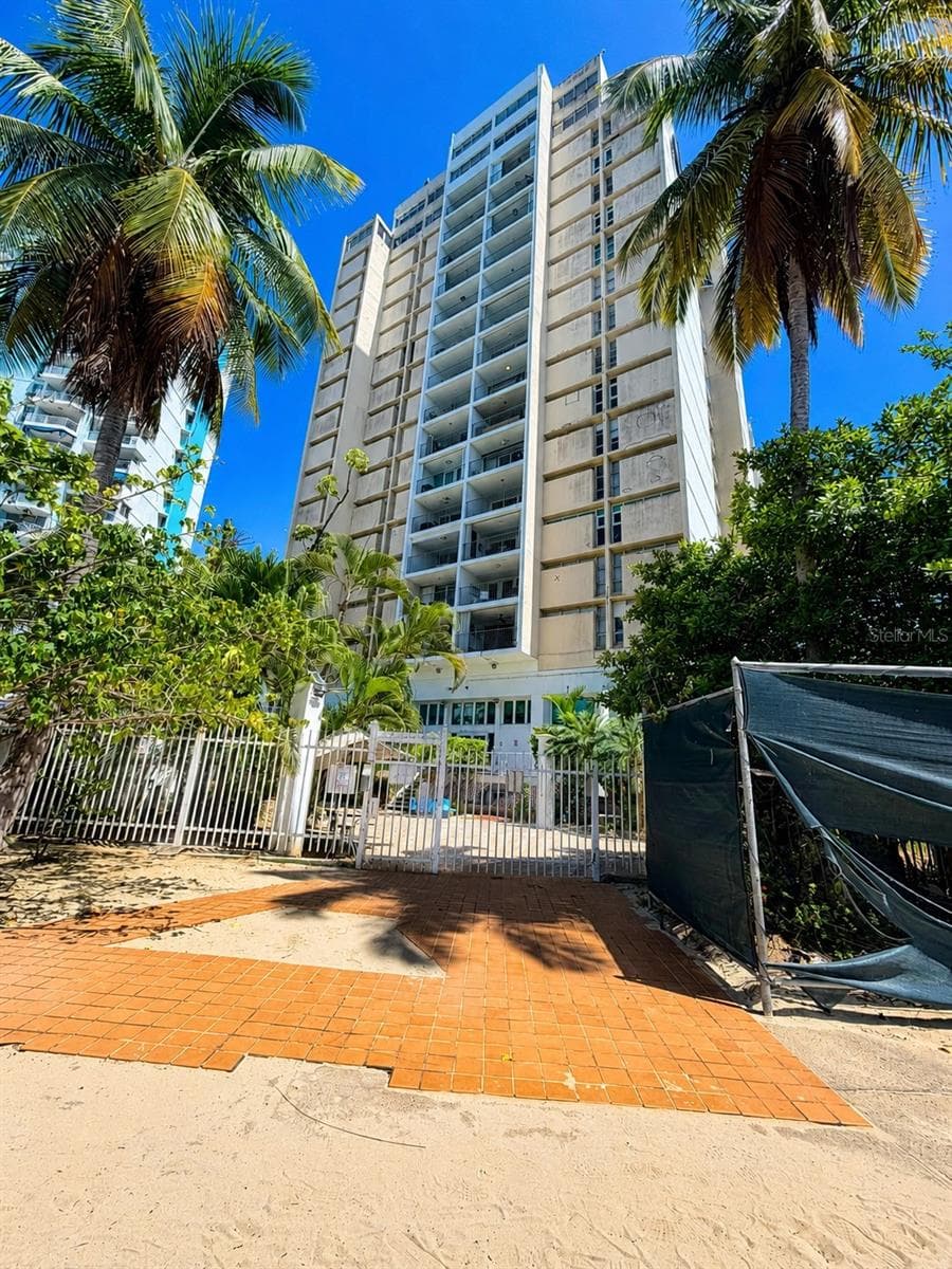 6165 AVE. ISLA VERDE — photo 12 of 13