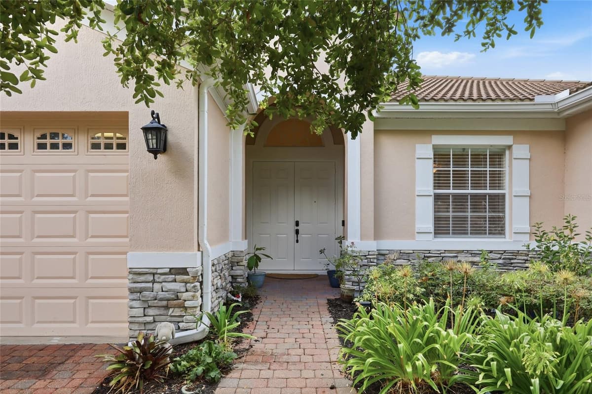 2806 SCENIC LANE — photo 3 of 38