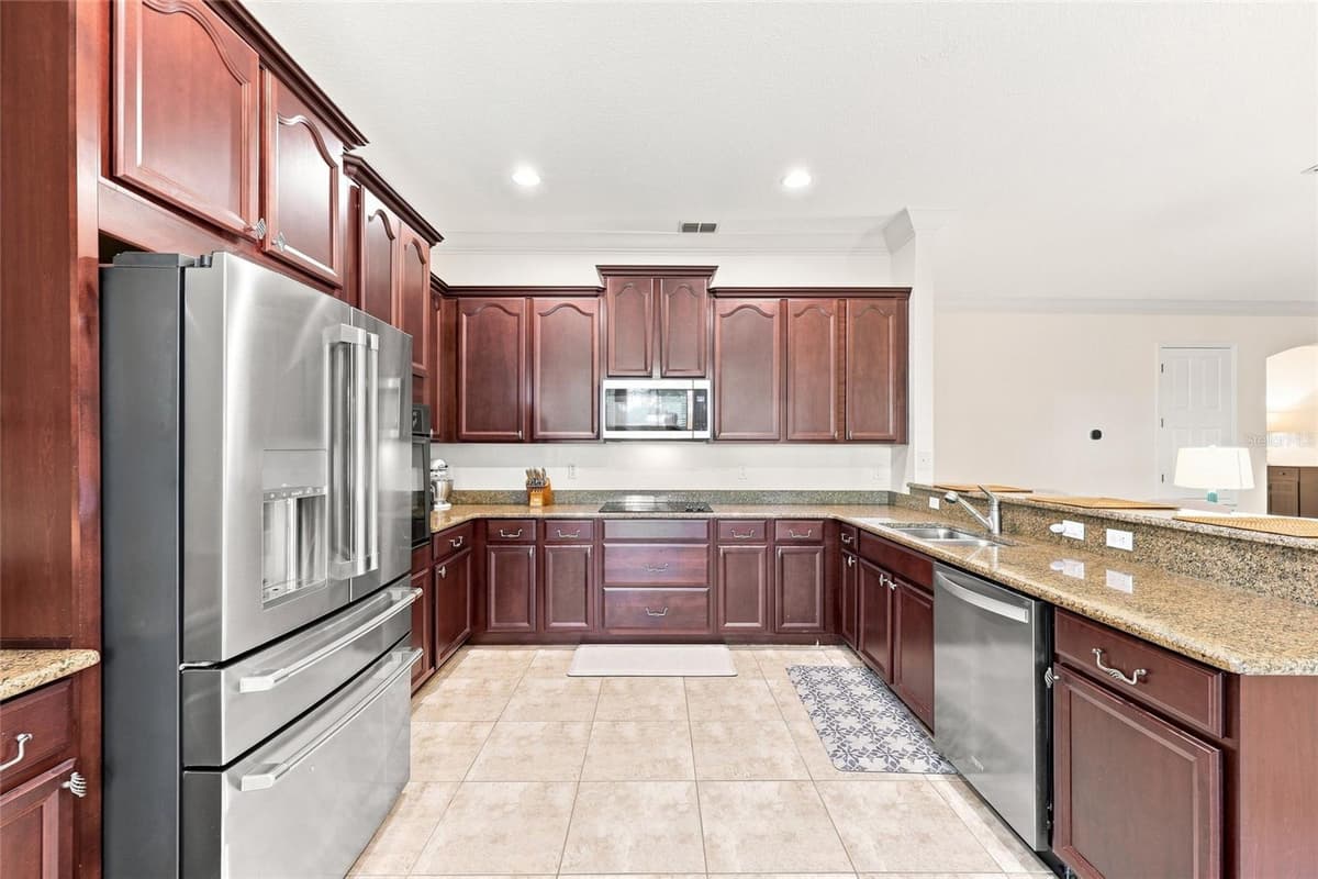 2806 SCENIC LANE — photo 14 of 38