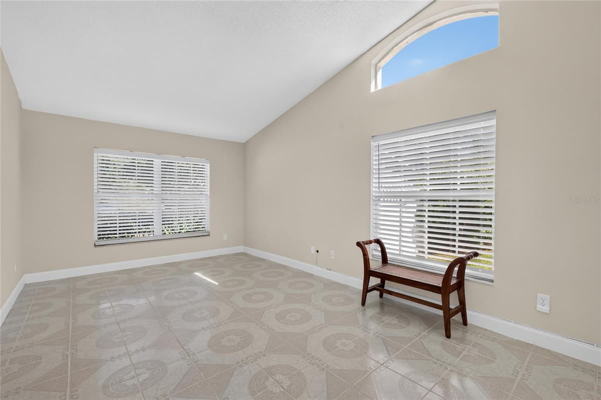 517 PEPPERMILL CIRCLE — photo 8 of 47
