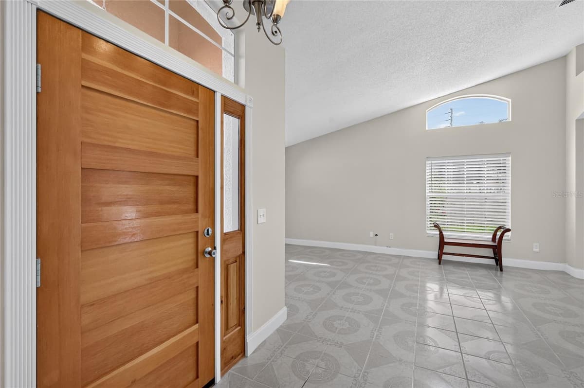 517 PEPPERMILL CIRCLE — photo 6 of 47