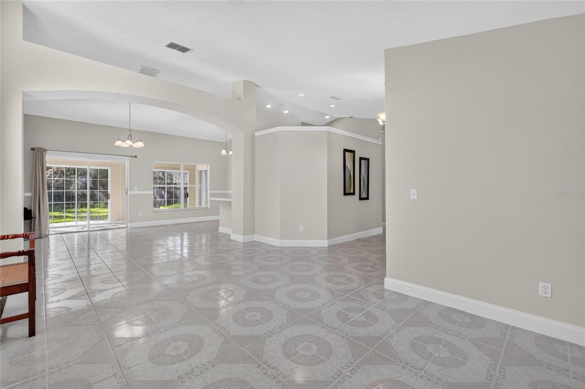 517 PEPPERMILL CIRCLE — photo 10 of 47
