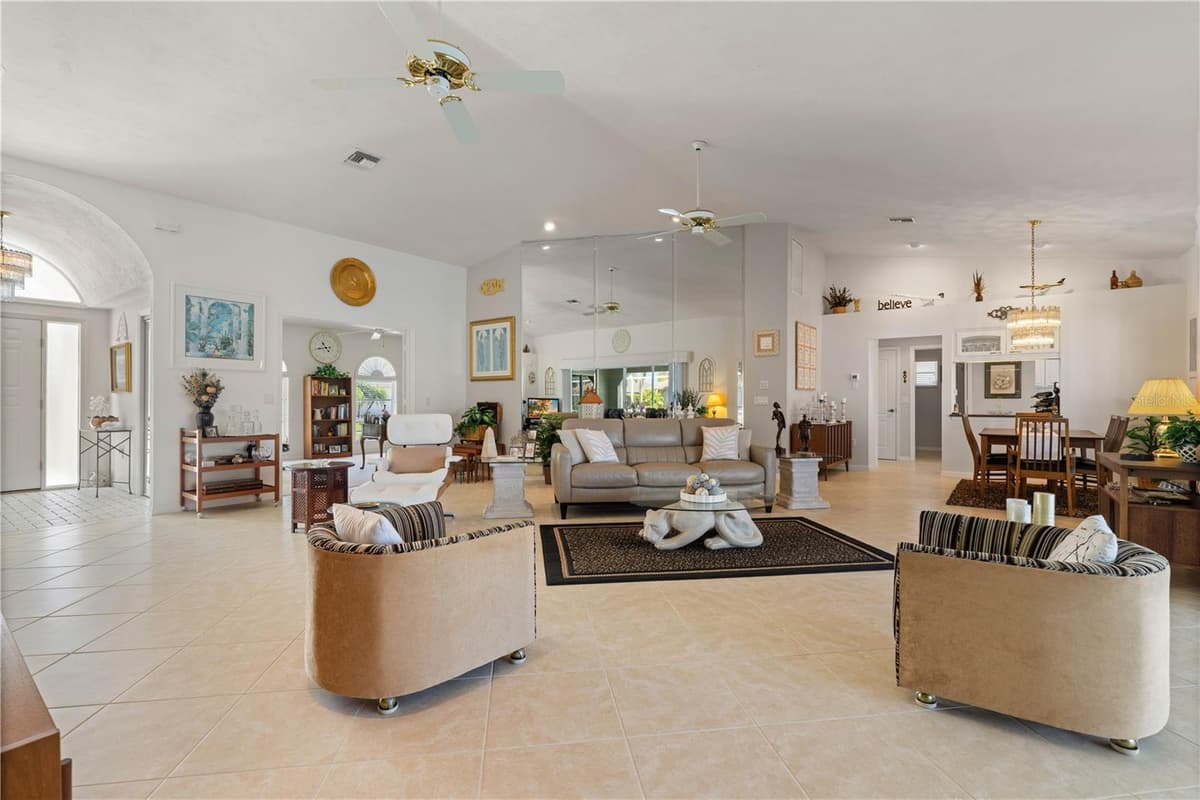 1723 SUZI STREET — photo 18 of 50