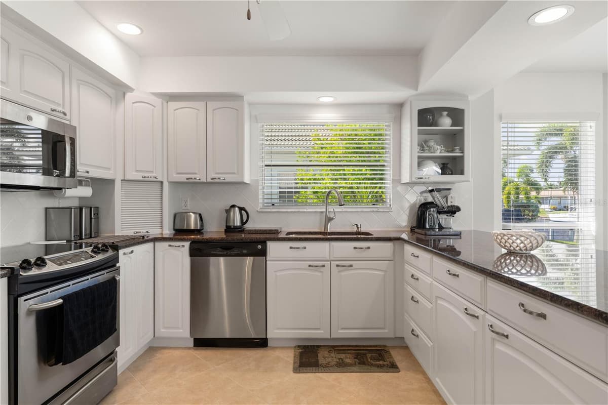 1723 SUZI STREET — photo 21 of 50