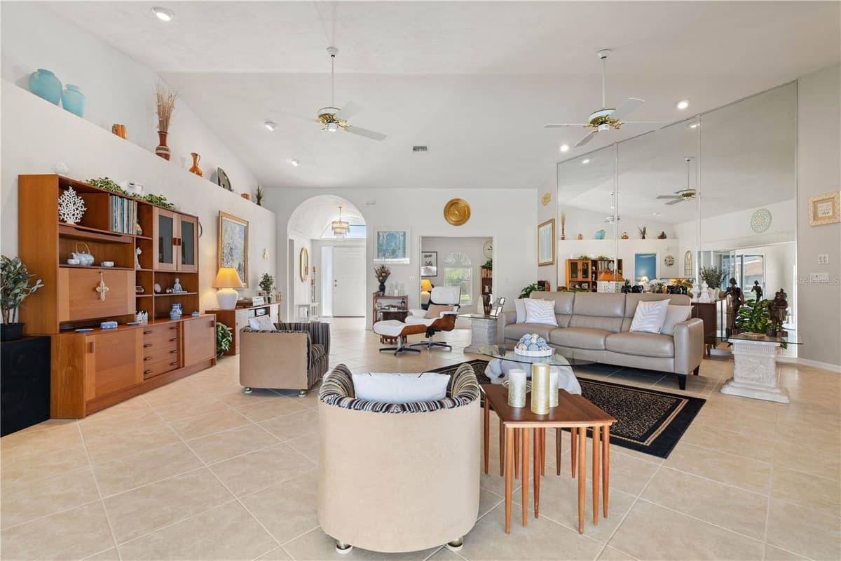 1723 SUZI STREET — photo 16 of 50