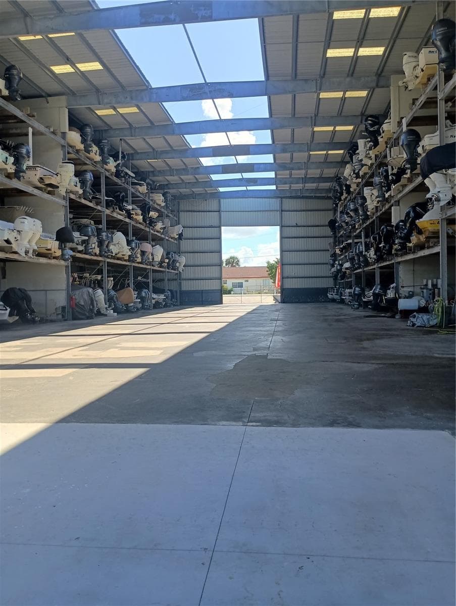 100 CIRCUIT ROAD — photo 3 of 25