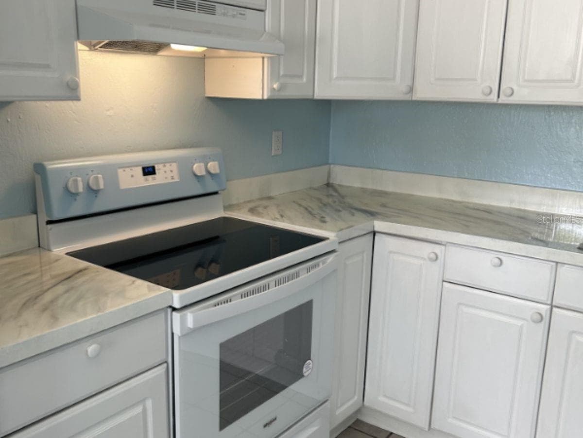 424 DAYTONA STREET — photo 17 of 38