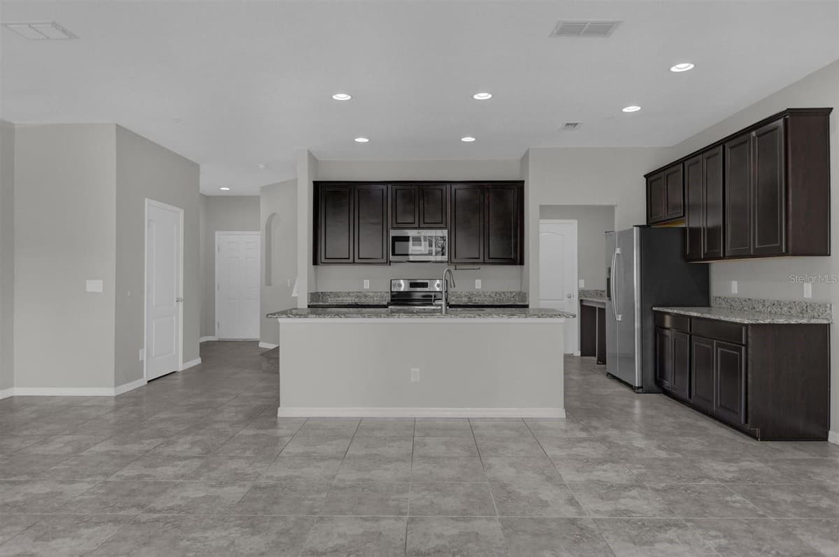 1160 PALMA VERDE PLACE — photo 7 of 46