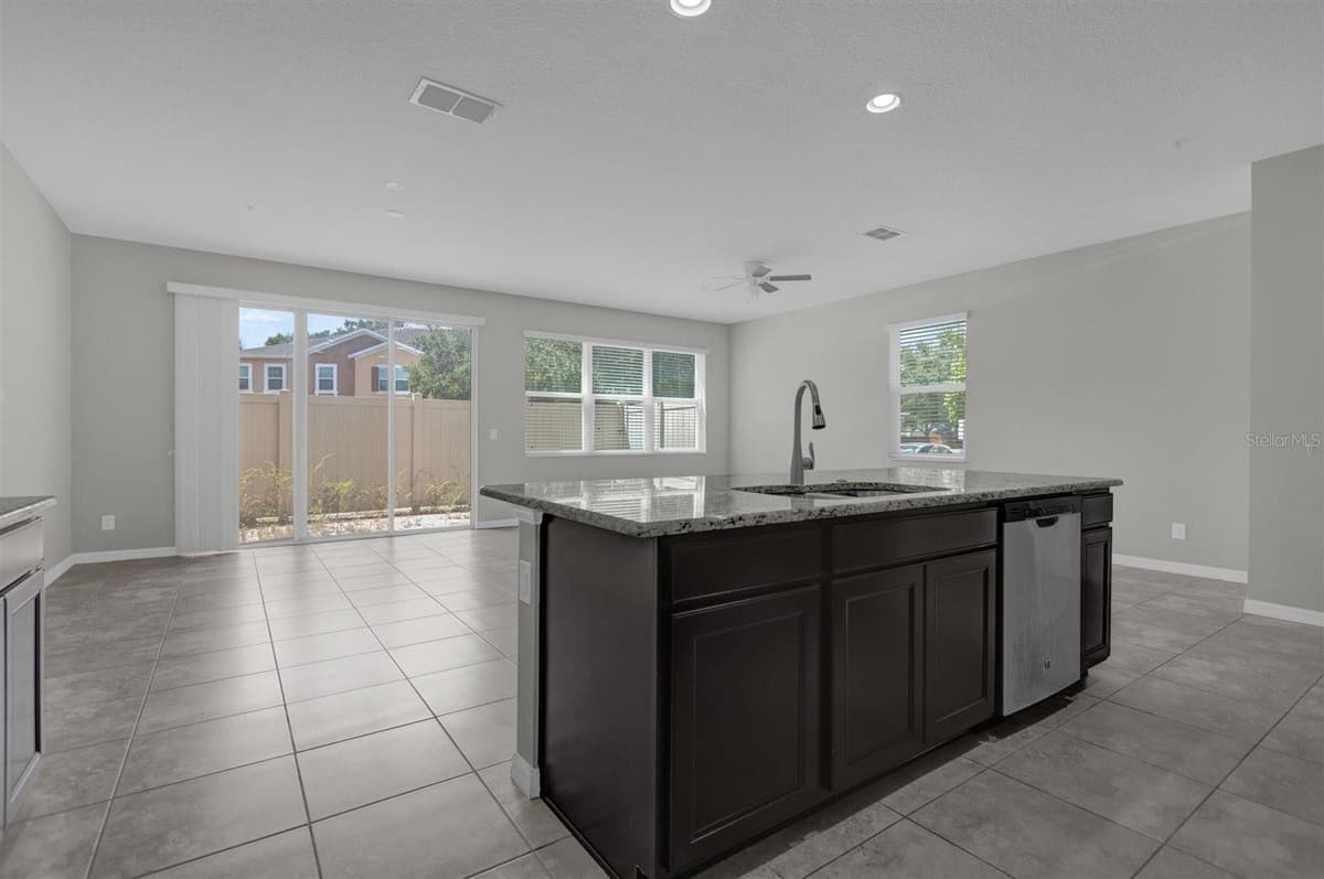 1160 PALMA VERDE PLACE — photo 8 of 46
