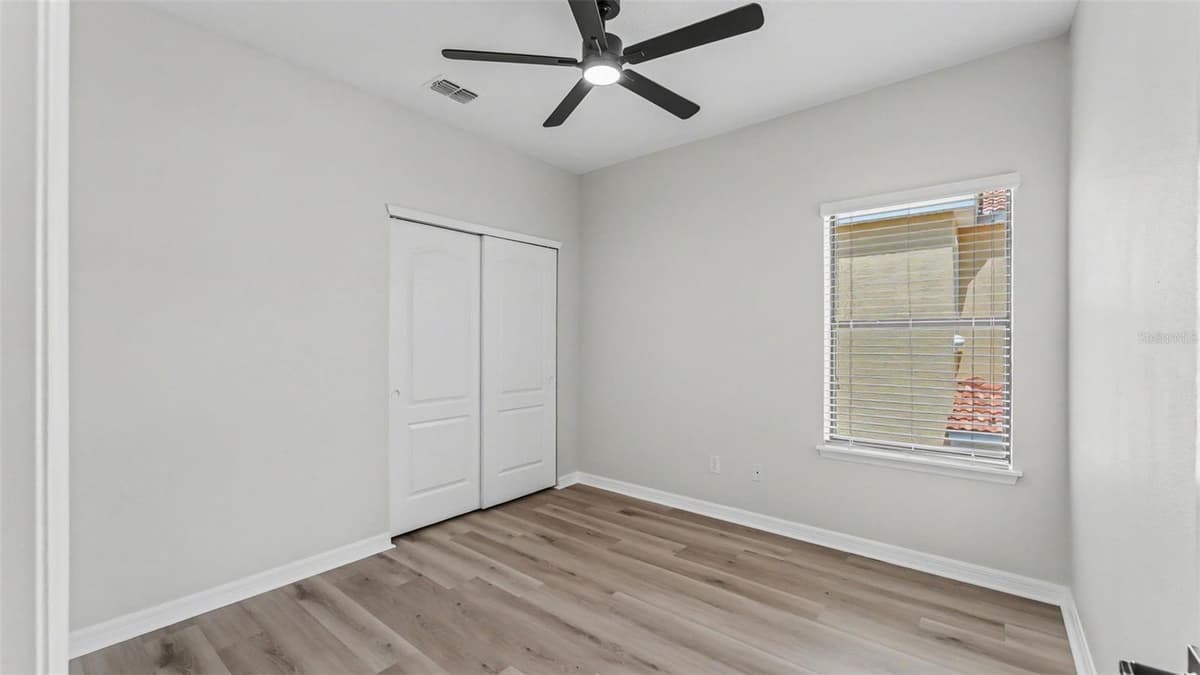 1126 CHERVIL DR — photo 17 of 41