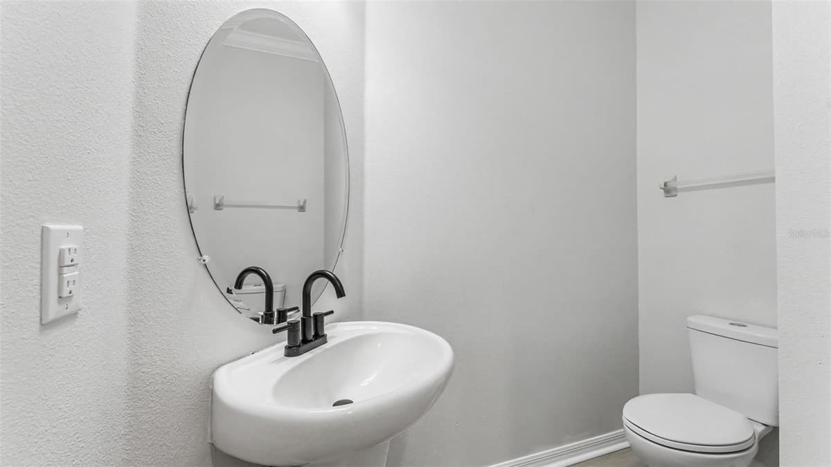 1126 CHERVIL DR — photo 6 of 41