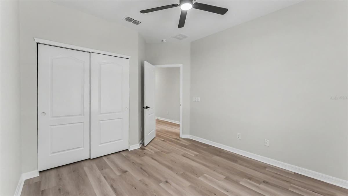 1126 CHERVIL DR — photo 20 of 41