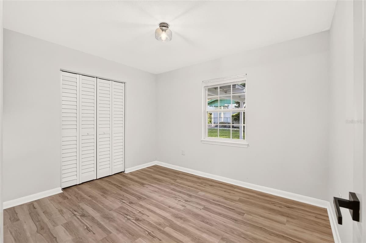 641 258TH STREET — photo 27 of 50