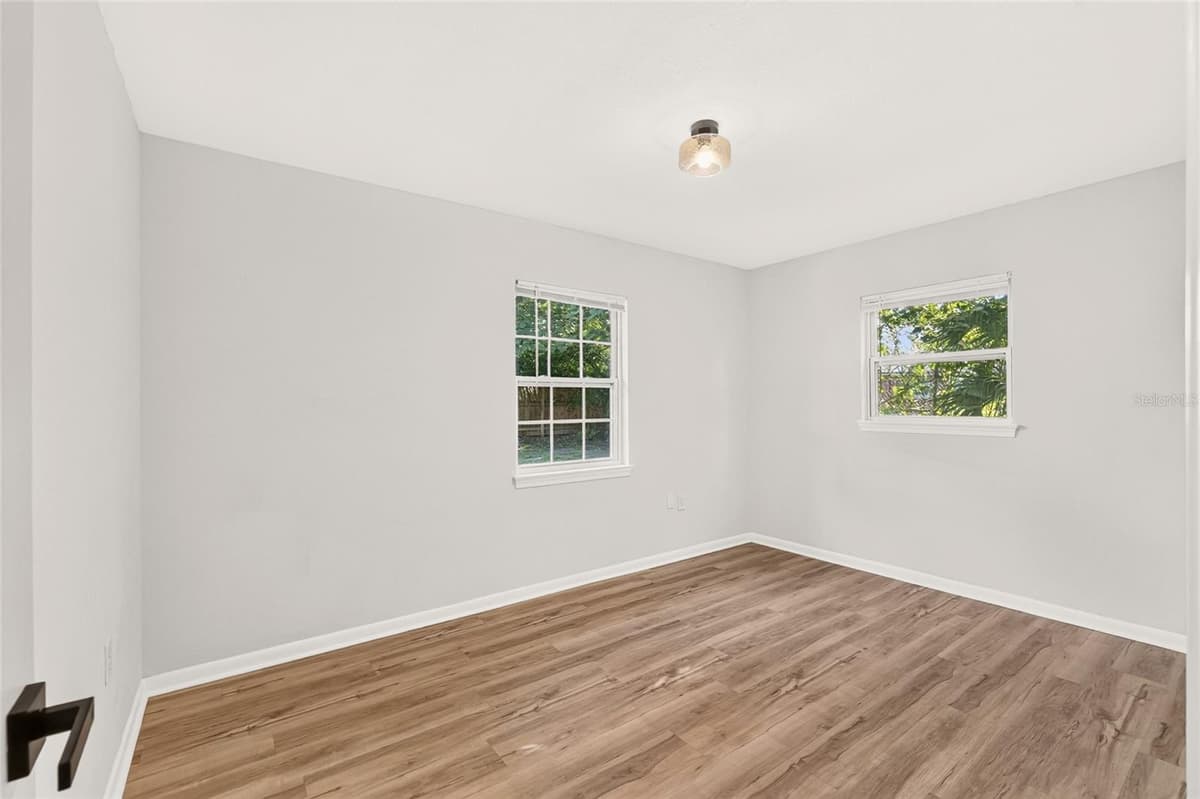641 258TH STREET — photo 31 of 50
