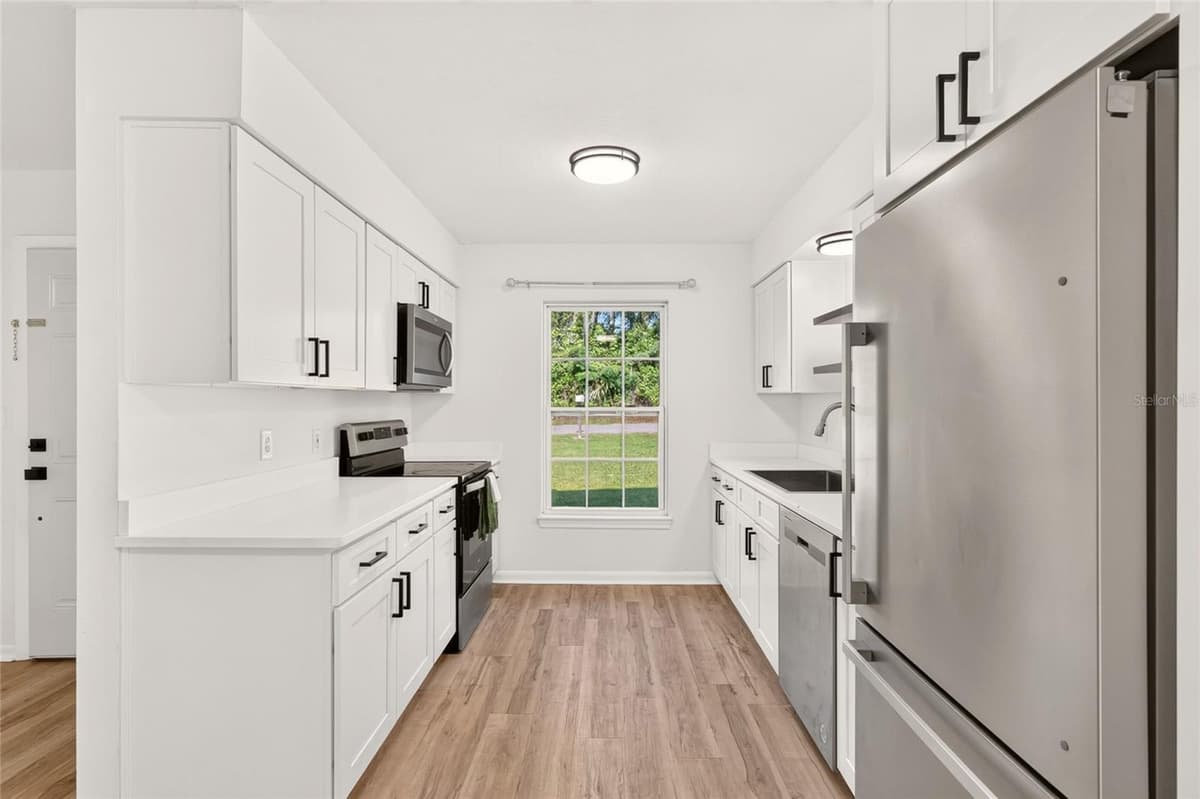 641 258TH STREET — photo 15 of 50