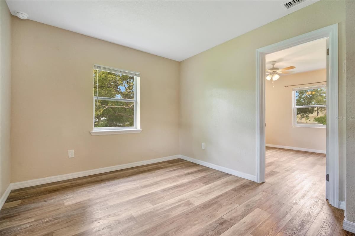 2183 CRANDON AVENUE — photo 19 of 28