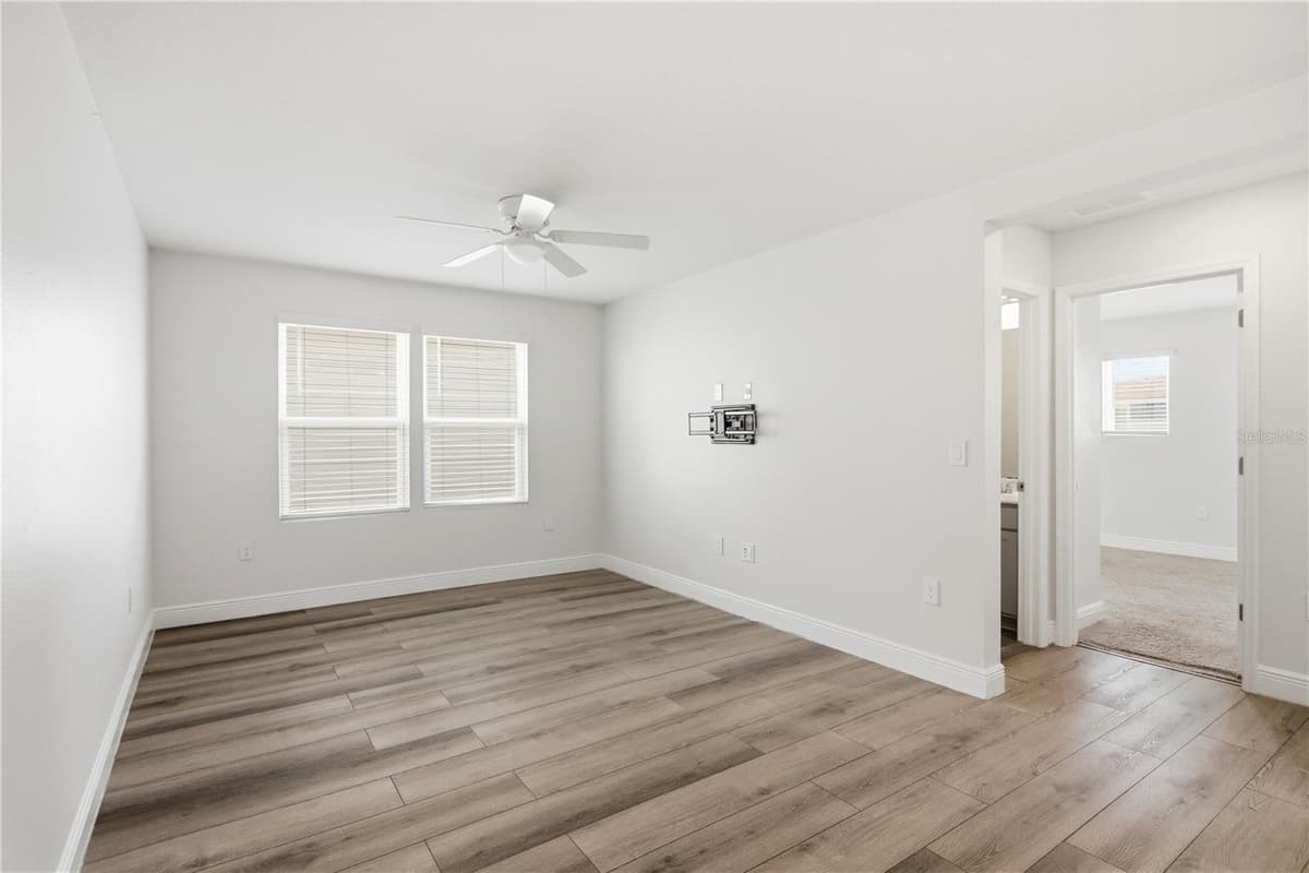 1128 SUGARWOOD STREET — photo 18 of 43