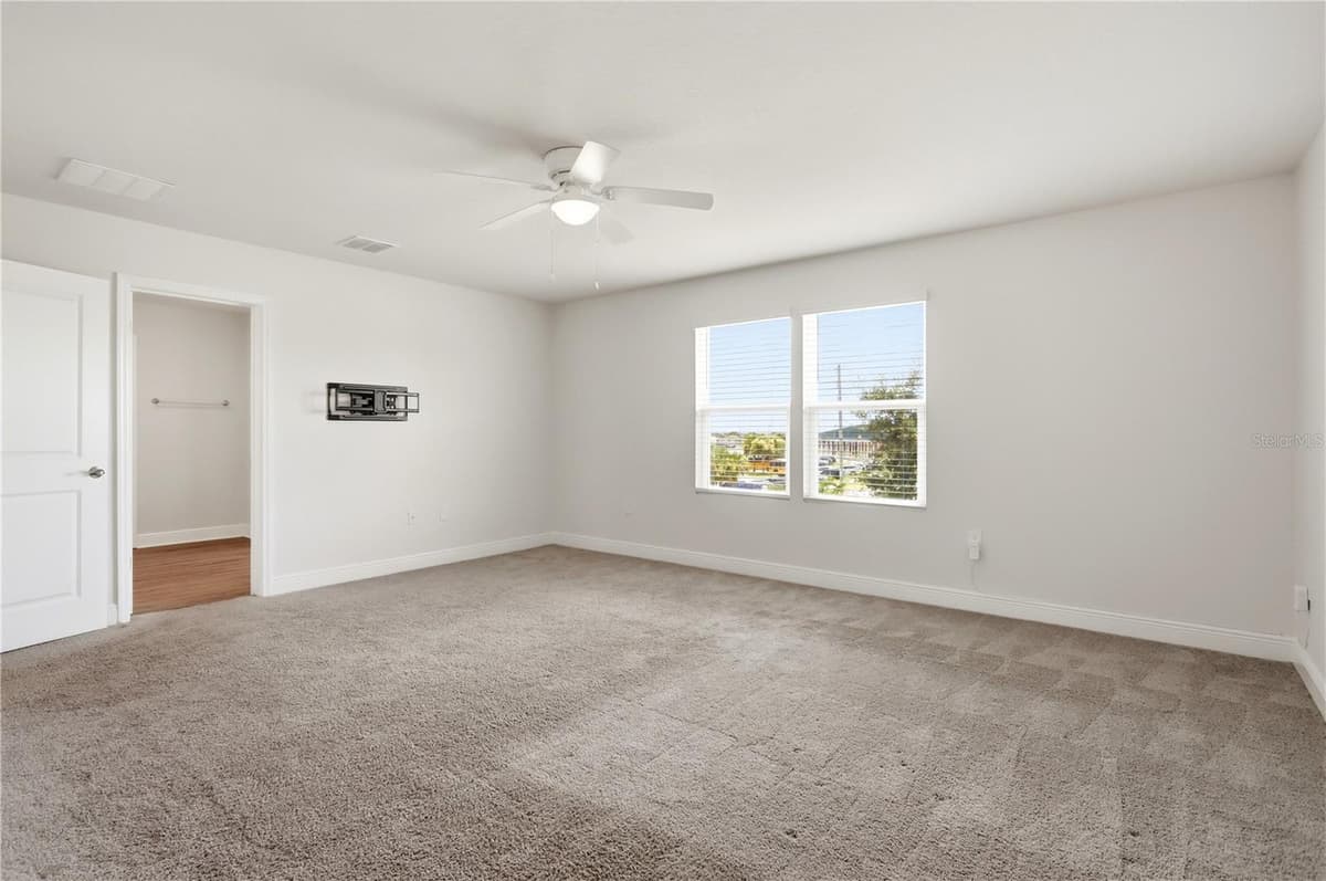 1128 SUGARWOOD STREET — photo 13 of 43