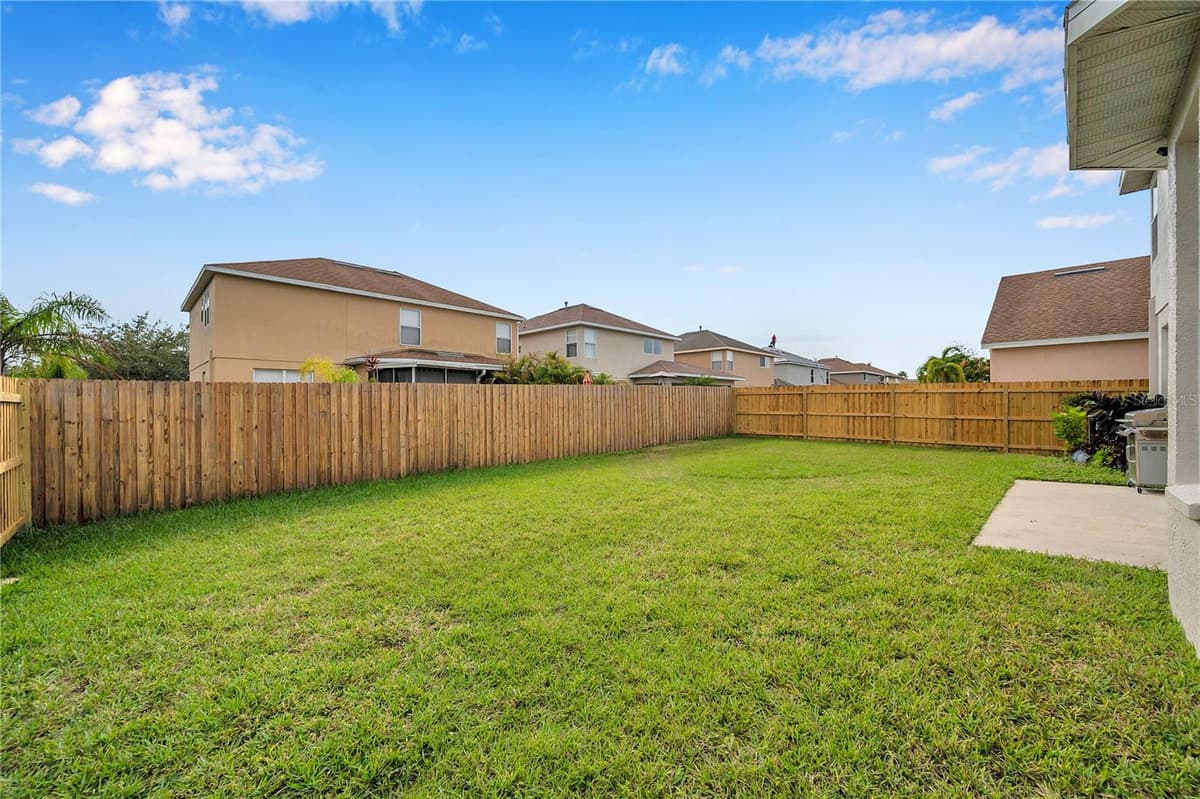 402 HALIFAX BAY COURT — photo 11 of 70