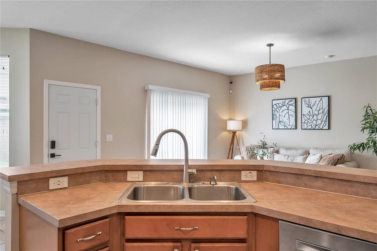 402 HALIFAX BAY COURT — photo 36 of 70