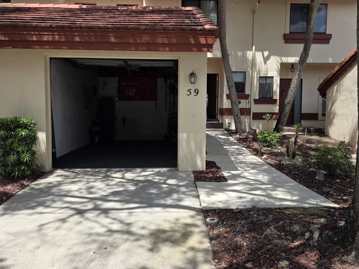 3460 COUNTRYSIDE BOULEVARD — photo 2 of 36