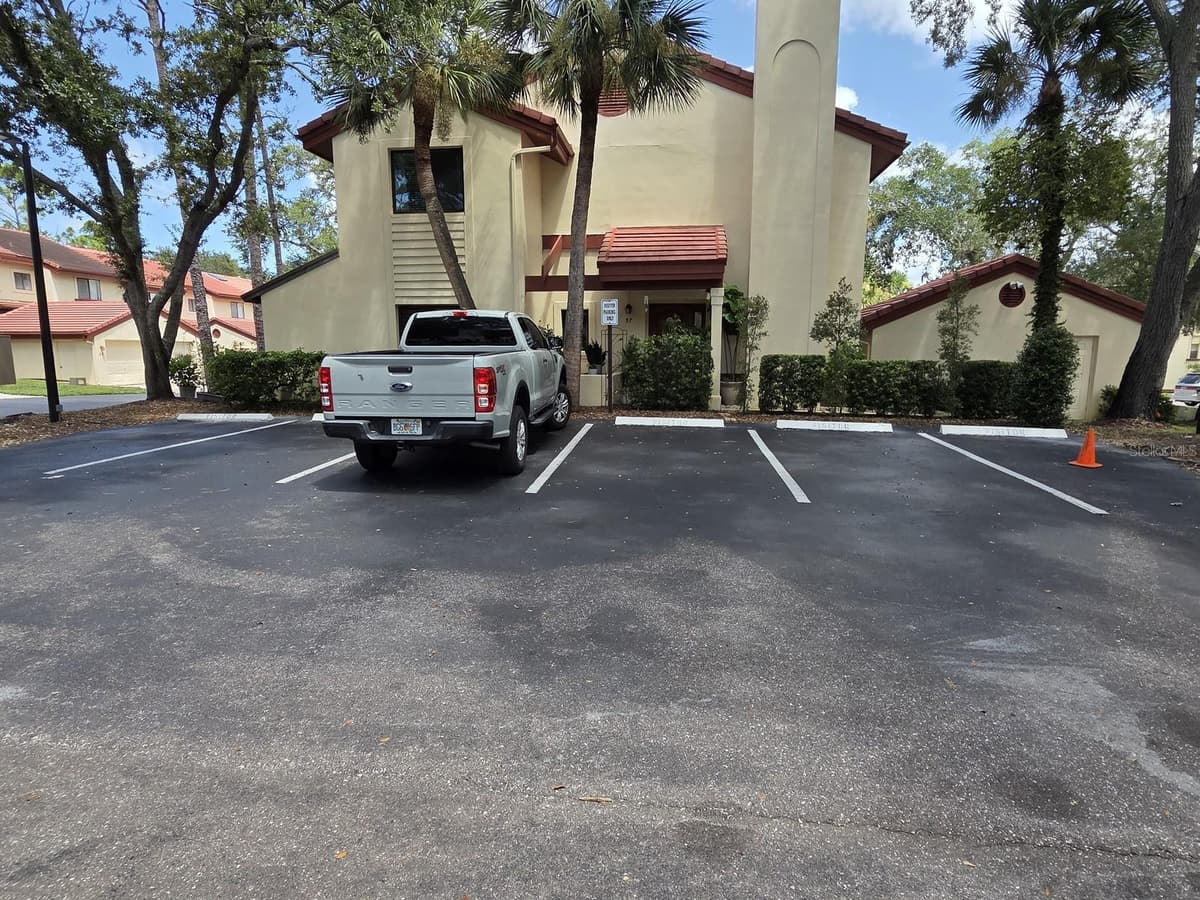 3460 COUNTRYSIDE BOULEVARD — photo 34 of 36