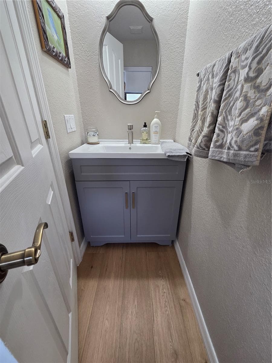 3460 COUNTRYSIDE BOULEVARD — photo 21 of 36