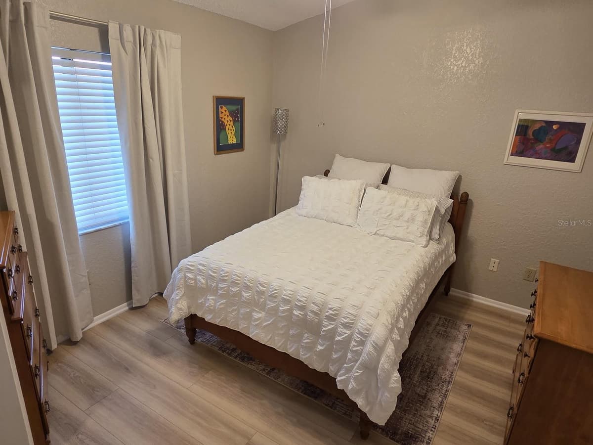 3460 COUNTRYSIDE BOULEVARD — photo 12 of 36