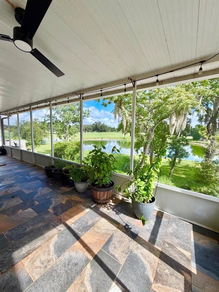 152 GOLFSIDE CIRCLE — photo 15 of 38