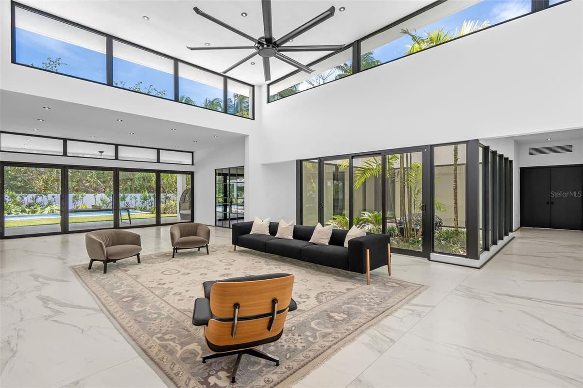 1 DORADO BEACH ESTATES — photo 4 of 32