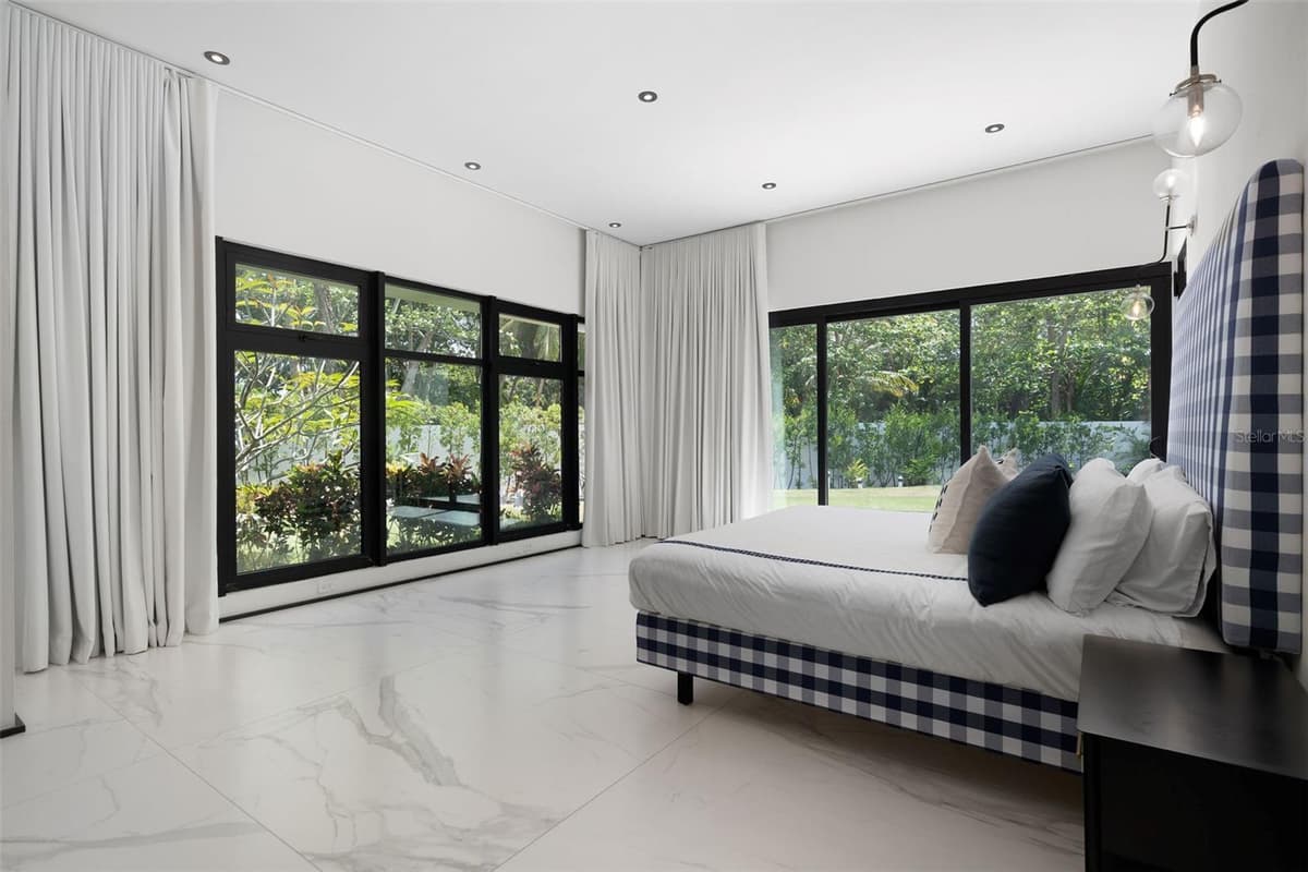 1 DORADO BEACH ESTATES — photo 13 of 32