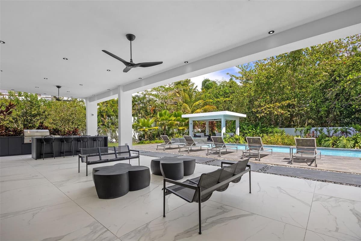 1 DORADO BEACH ESTATES — photo 26 of 32
