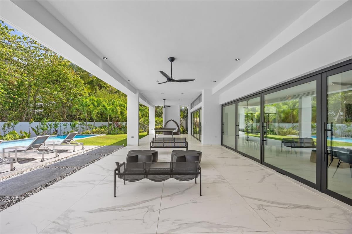 1 DORADO BEACH ESTATES — photo 27 of 32