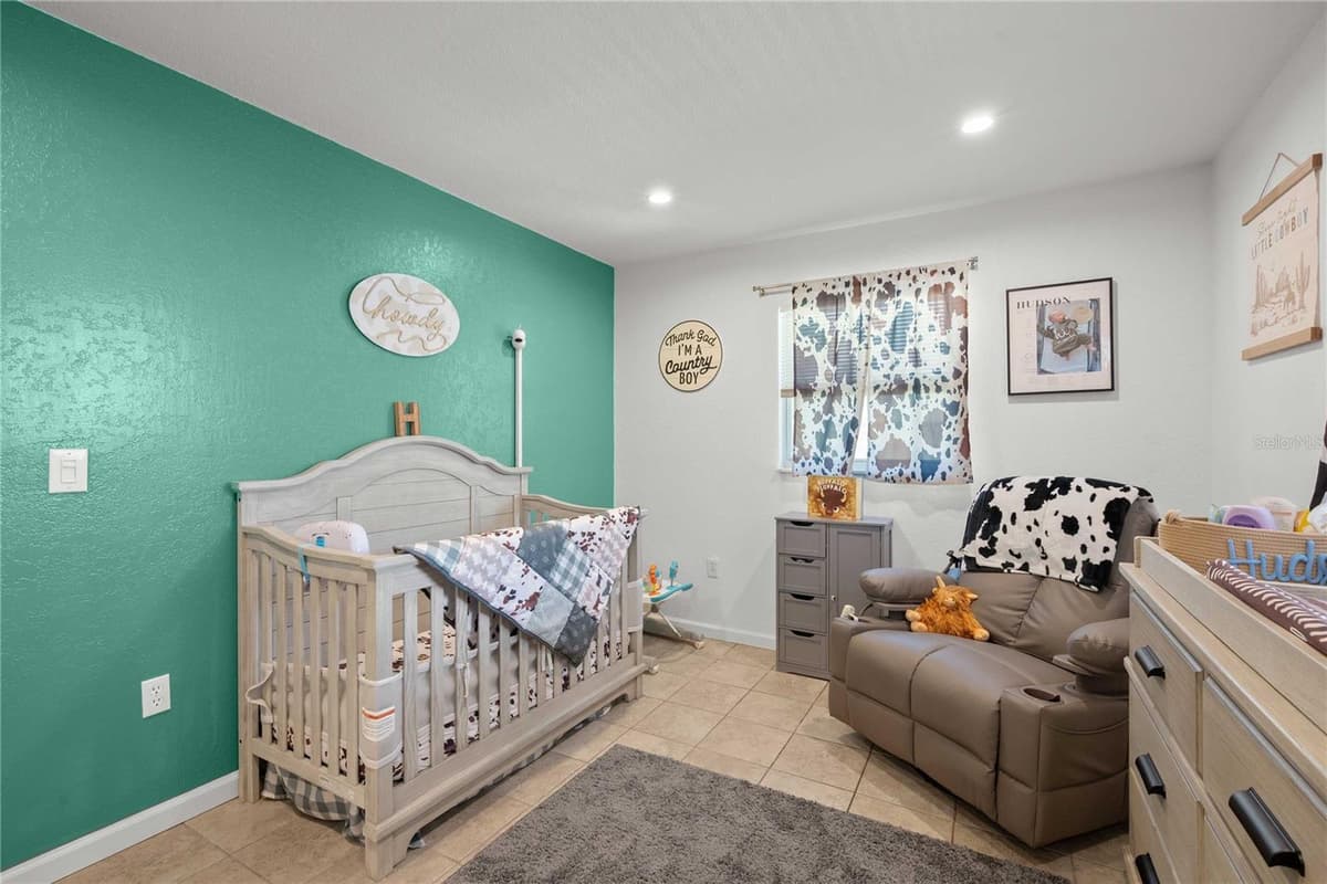 1056 CR 463 — photo 3 of 49