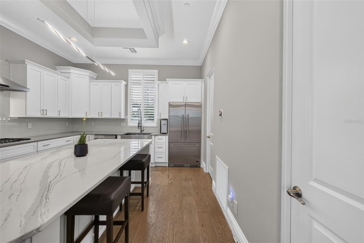 636 MARIPOSA STREET — photo 41 of 81