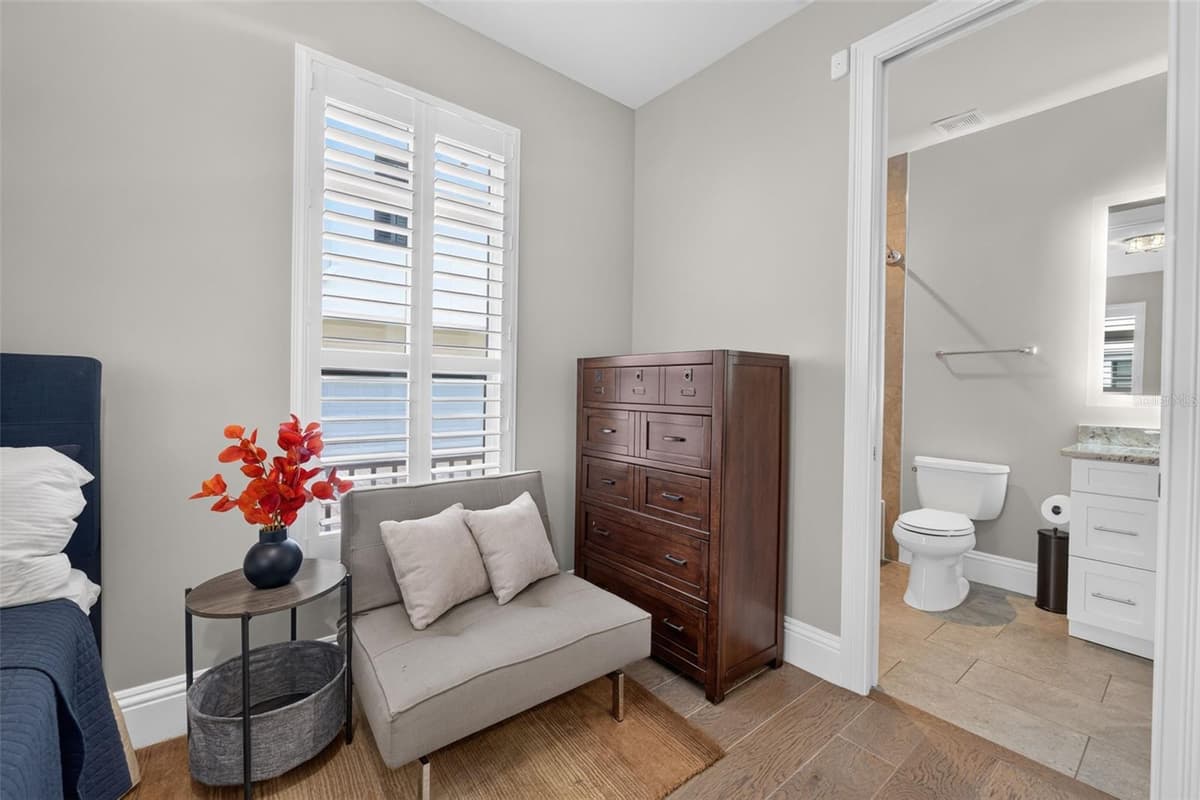 636 MARIPOSA STREET — photo 13 of 81