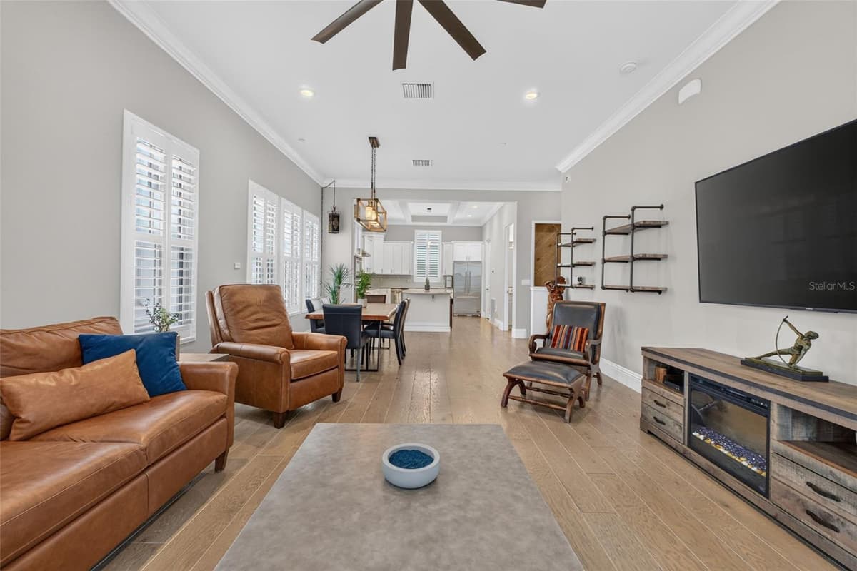 636 MARIPOSA STREET — photo 27 of 81